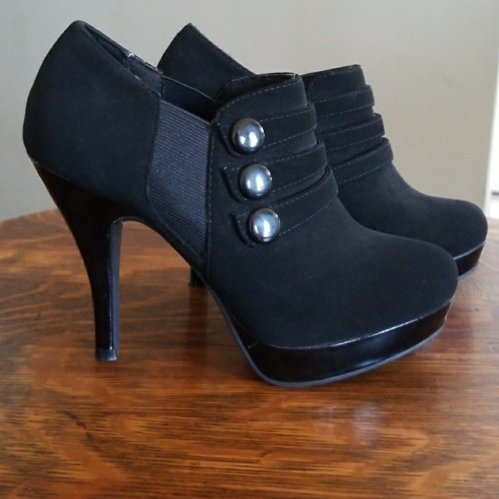 **NEW**Ankle Boots NWOT